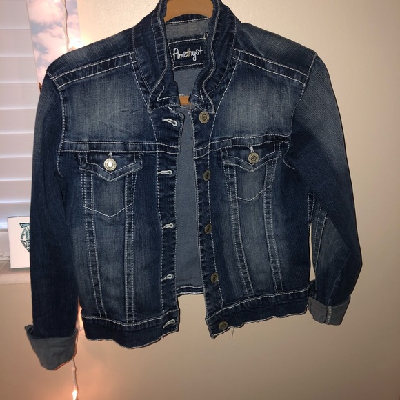 Dark wash jean jacket - Picture 1 of 2